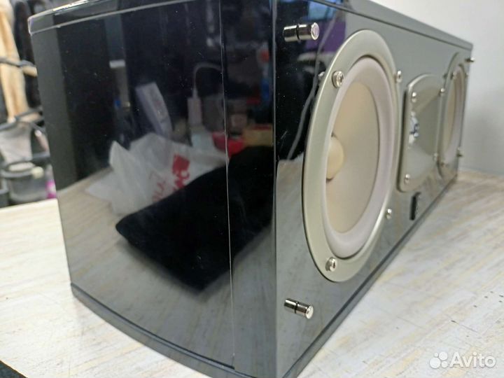 Полосная колонка Yamaha NS-E444