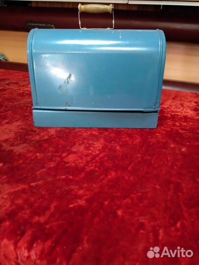 Детская швейная машинка