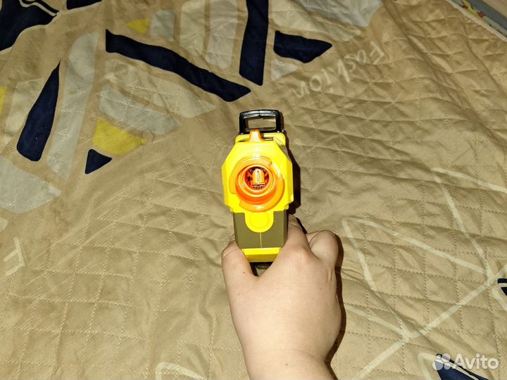 Игрушечный пистолет