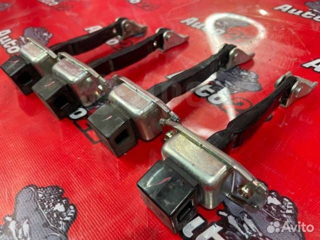 Ограничитель двери Mitsubishi RVR