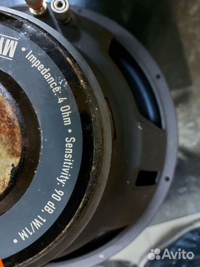 Продам subwoofer