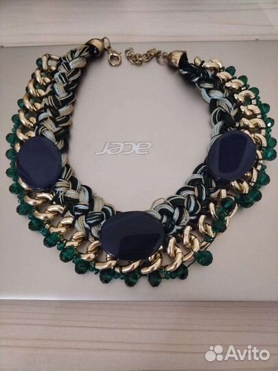 Украшения на шею