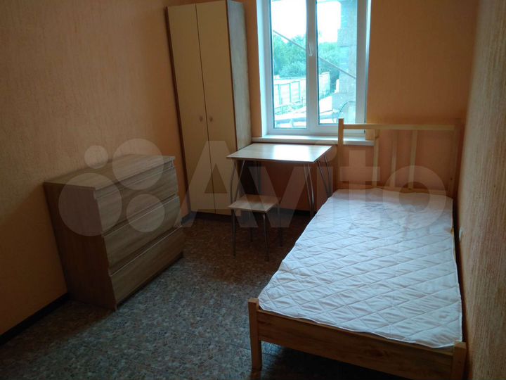 Комната 7 м² в 5-к., 3/3 эт.