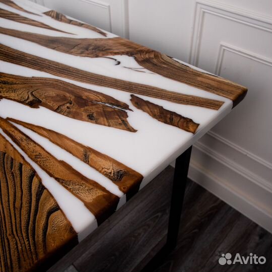 Производство столов из слэба и эпоксидной смолы