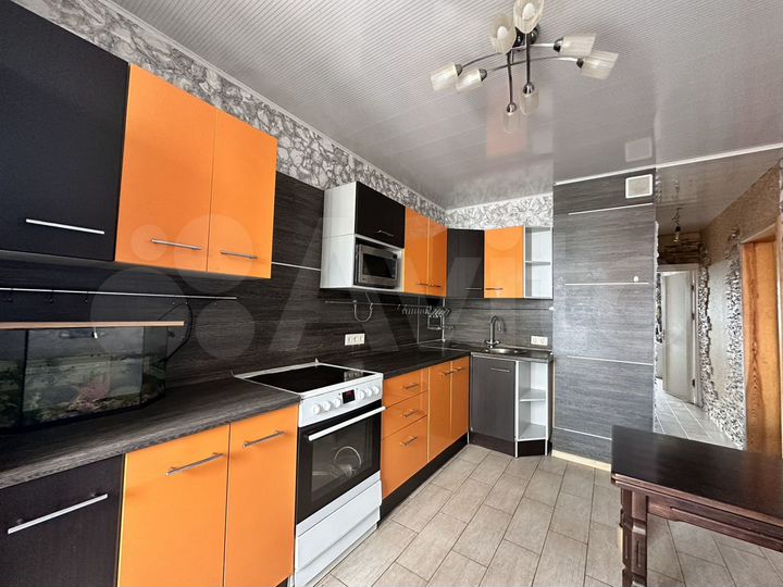 3-к. квартира, 94 м², 12/17 эт.