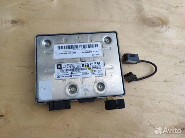 Комплект голосовой связи Bloothus на Opel Astra J