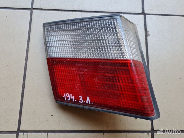 Задний левый внутренний фонарь nissan primera P11