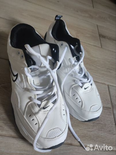 Кроссовки nike