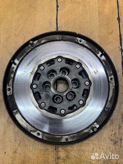 Комплект сцепления Opel Zafira B Z19DTH 2007