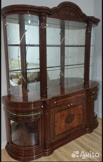 Гостиный гарнитур бу столы стулья комод горка