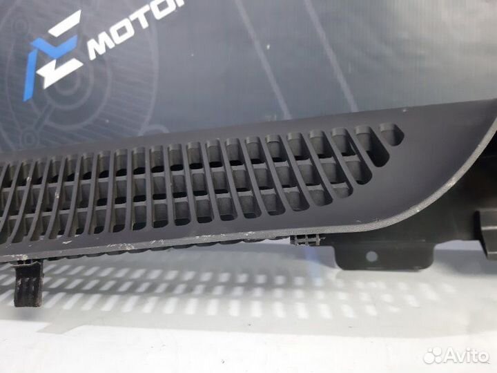 Обшивка салона левая Bmw X5 E53 M54B30 2005