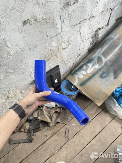 Верхний силиконовый патрубок радиатора 2107