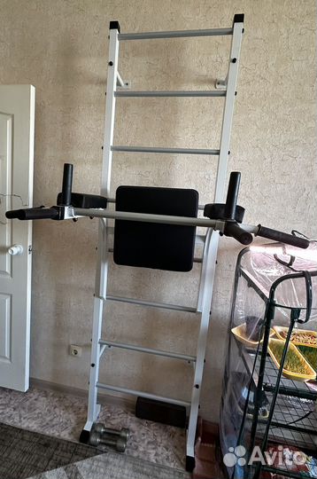 Шведская стенка с турником и брусьями бу