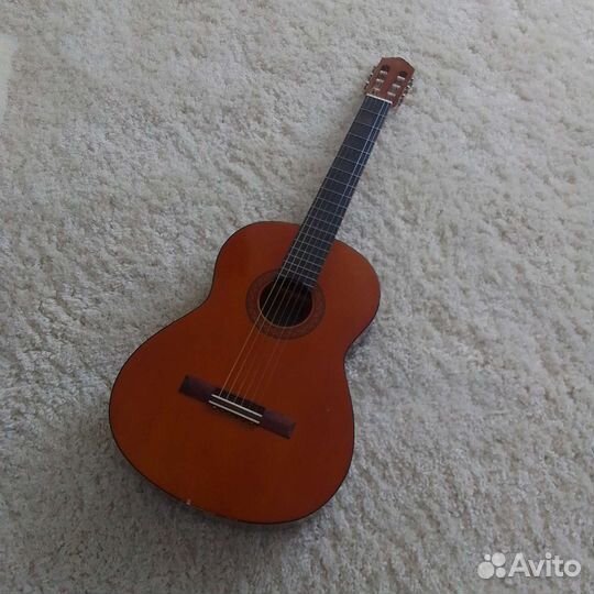 Акустическая гитара Yamaha C40