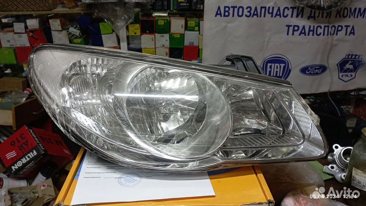Фара правая Hyundai Elantra электр. кор