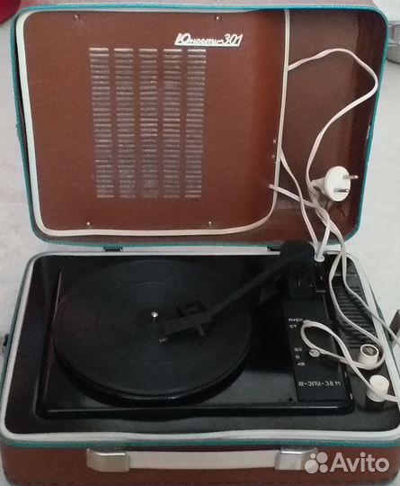 Патифон Юность 301