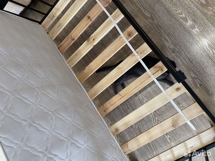 Кровать детская 140 на 70