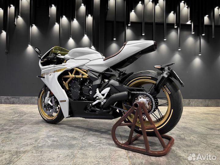 MV Agusta Superveloce S 800