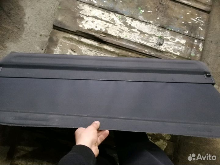 Продам шторку в багажник ауди караван 45к