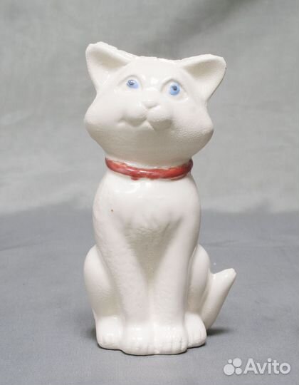 Статуэтка Кошка белая, голубые глаза, кермика, выс