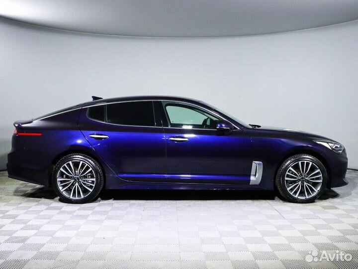 Kia Stinger 2.0 AT, 2019, 120 000 км