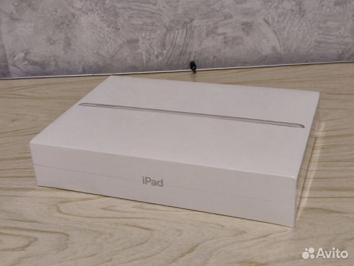 Новый Планшет Apple iPad 10.2 Wi-Fi 64GB Silver