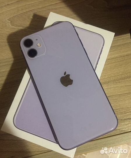 iPhone 11, 64 ГБ