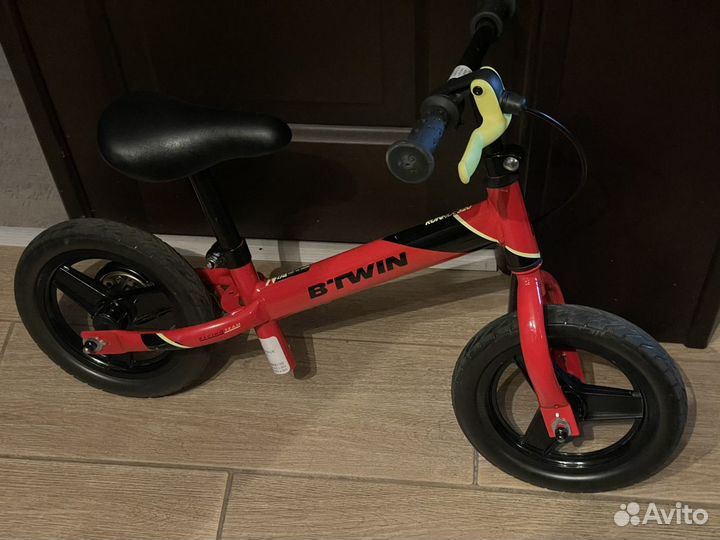 Беговел детский b twin как новый