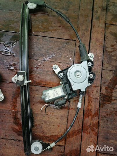 Стеклоподъемник