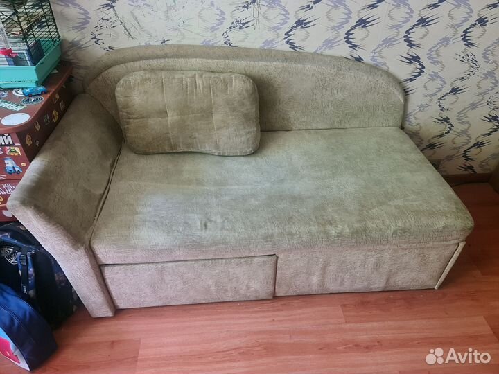 Кровать диван тахта софа бу