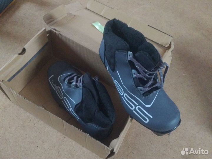 Лыжные ботинки детские