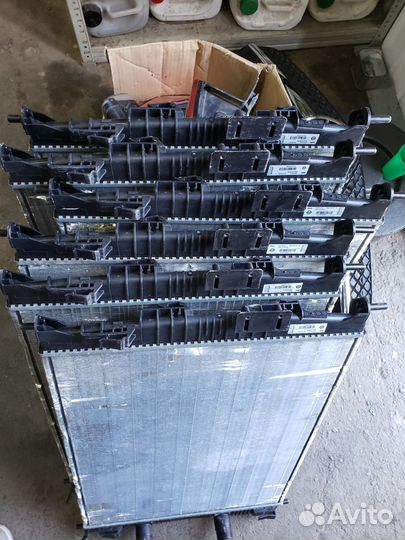 Nissan Qashqai JJ10 Радиатор основной