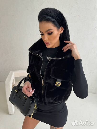 Люксовая жилетка fendi