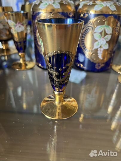 Набор коньячных бокалов и рюмок 