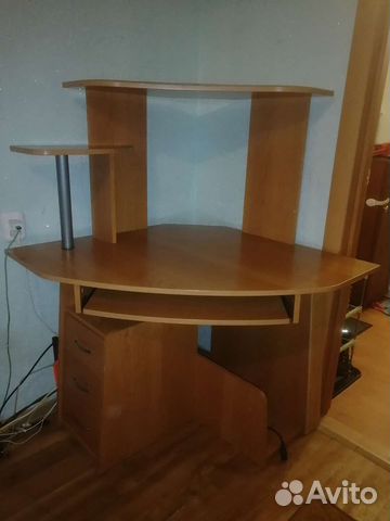 Компьютерный стол