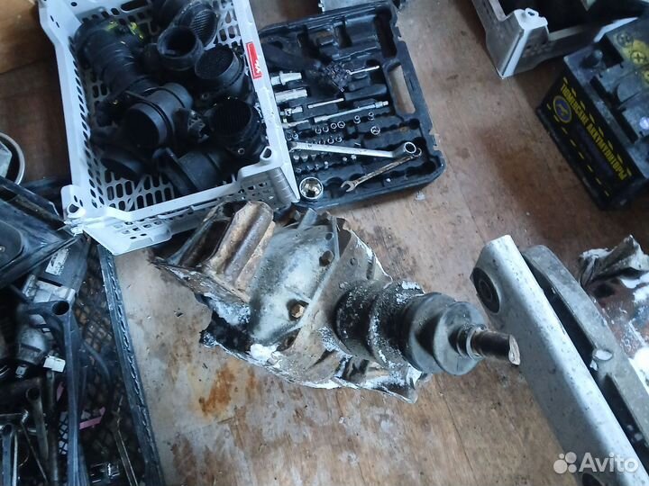 Редуктор задний Mercedes-Benz W123