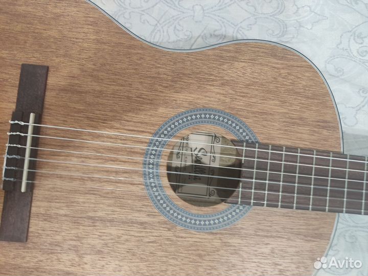 Классическая гитара sivillia model IC-100 ns