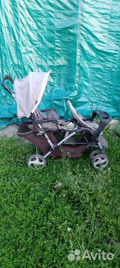 Коляска для двойни