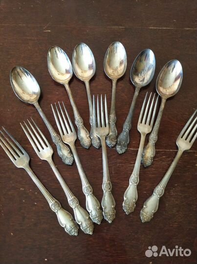 Посеребрённые ложки и вилки столовые Роза
