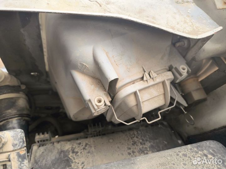 Правая/левая фара Volkswagen lt