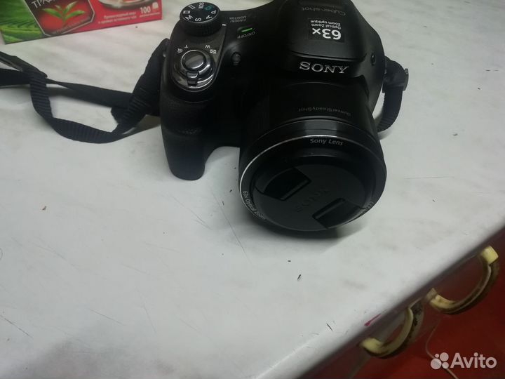 Sony Cyber-shot DSC-H400