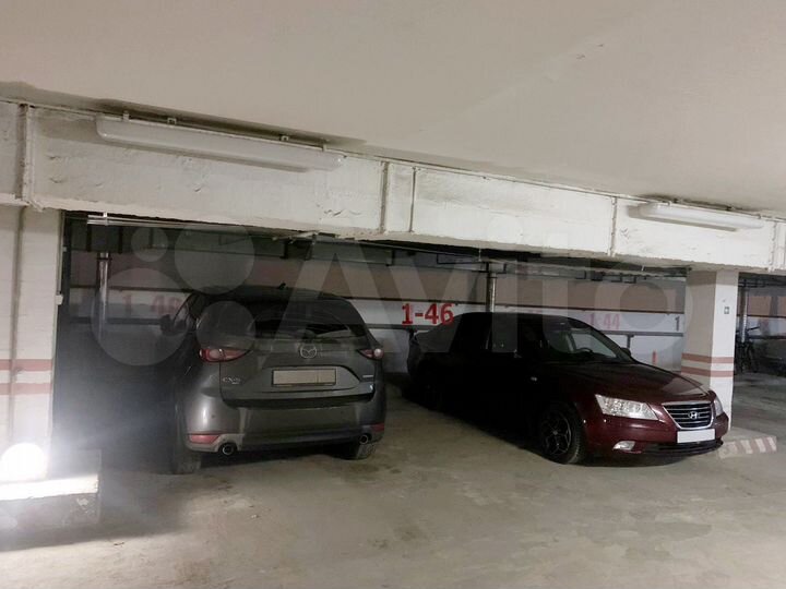Машиноместо, 14 м²