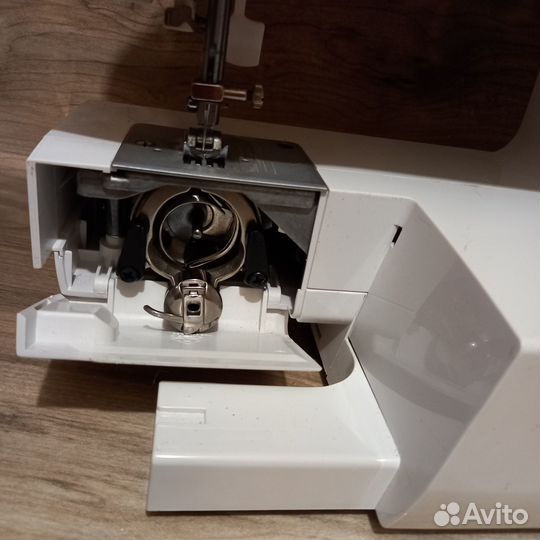 Швейная машинка