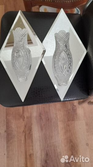 Вазочки хрустальные,настенные