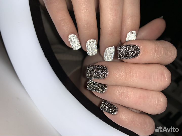 Маникюр педикюр