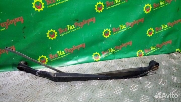 Поводок дворников Mitsubishi Lancer 9 универсал