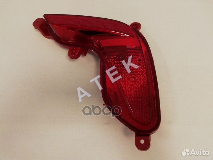 Противотуманная фара в заднем бампере правая AT