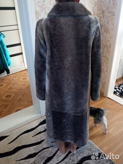 Шуба мутоновая новая размер 54 с норковым воротник