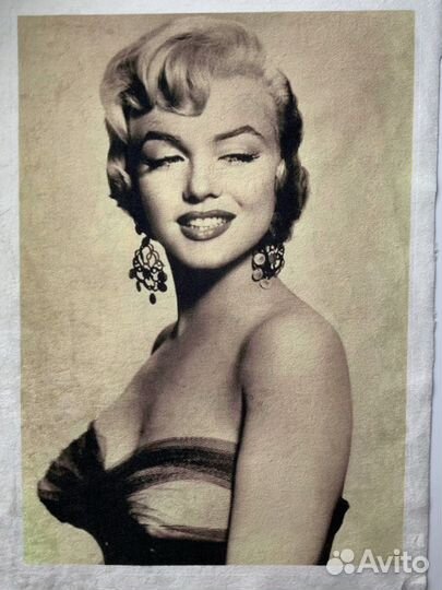 Пришивная нашивка на одежду.Аппликация принт