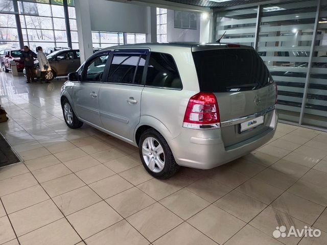 Opel Zafira МТ, 2011, 179 287 км